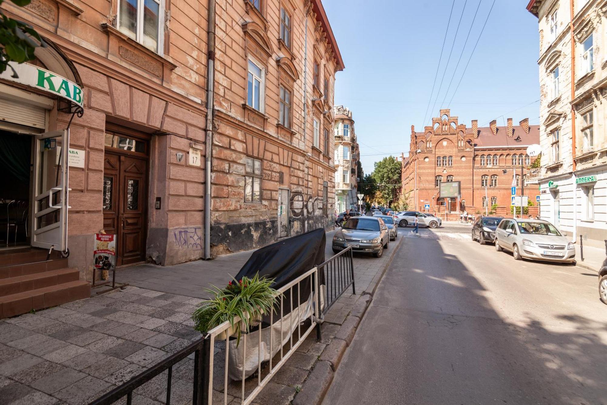 Alfa Apartments Ohiienka 17 2 リヴィウ エクステリア 写真